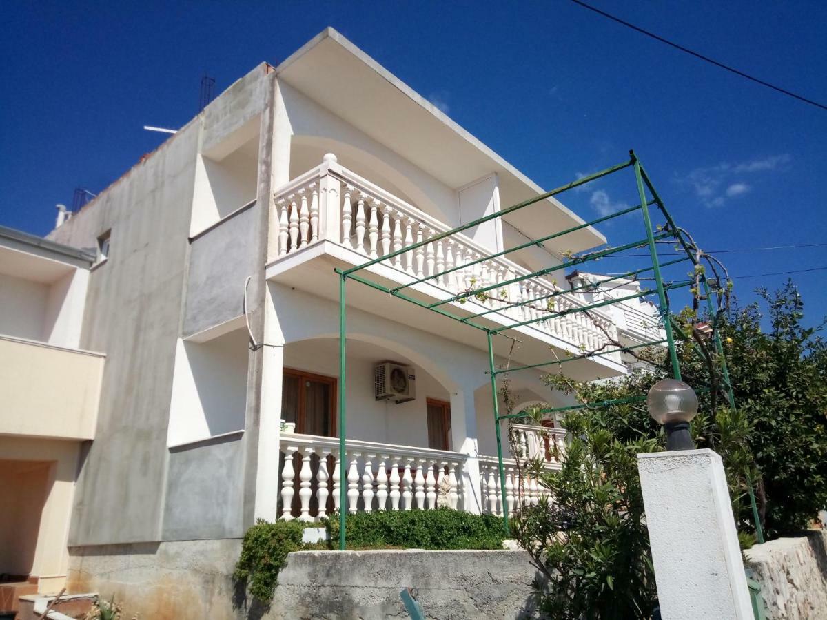 apartmani Maris Trogir Bagian luar foto