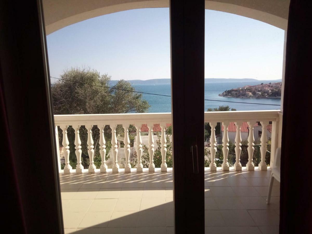 apartmani Maris Trogir Bagian luar foto
